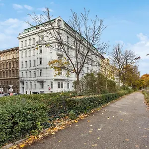 Daire Limehome Rossauer Laende, Viyana